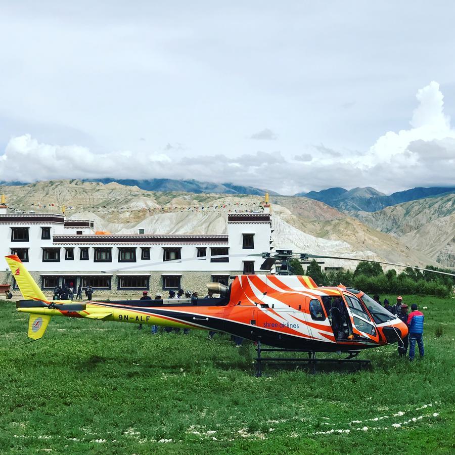 Royal Mustang Resort Nāmbo Esterno foto
