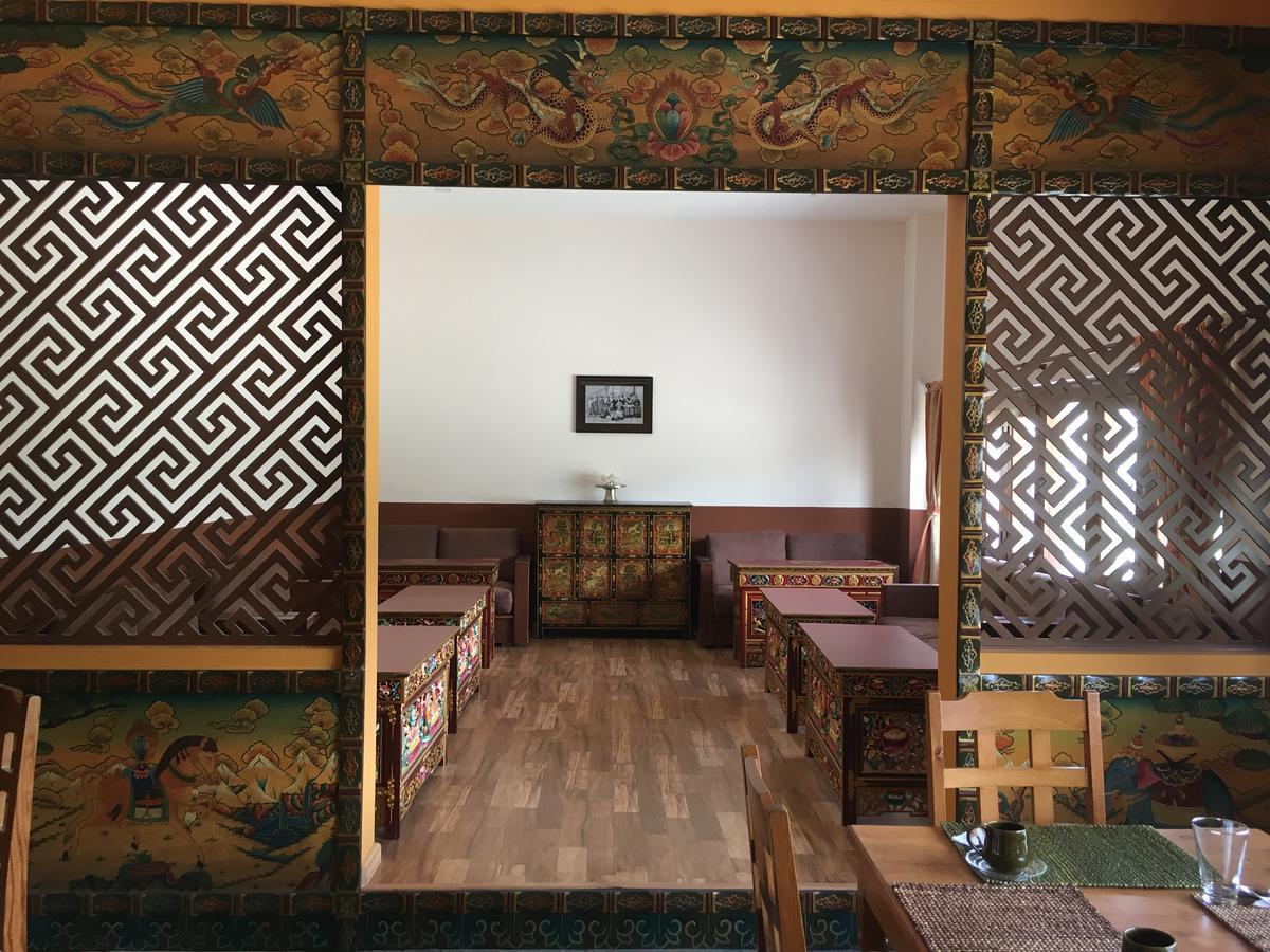 Royal Mustang Resort Nāmbo Esterno foto